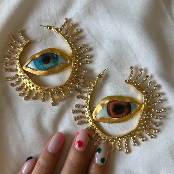 SCHIAPARELLI style evil eye earring - Picture 3 of 5